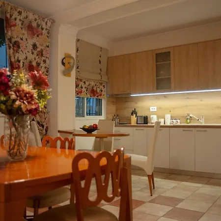 The House Of Nostalgia * Tirana