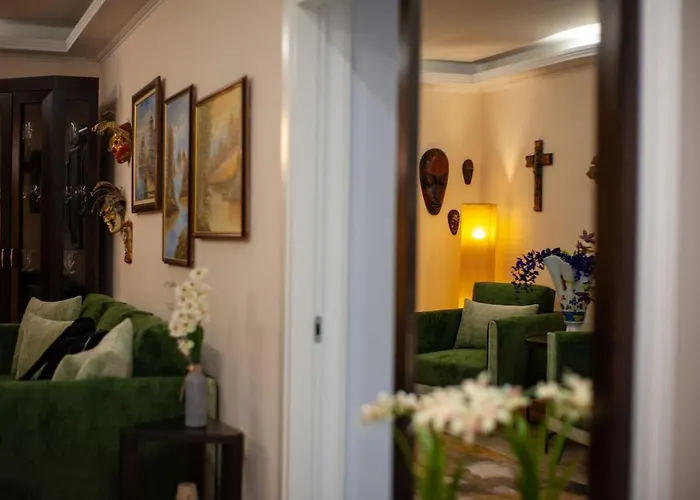 The House Of Nostalgia *