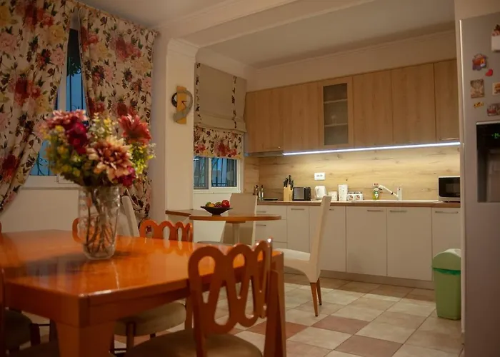 The House Of Nostalgia * Tirana